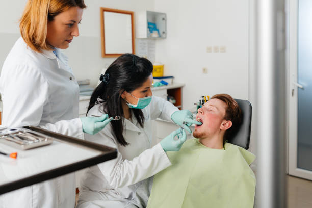 Best Chipped Tooth Repair Near Me  in Kachina Village, AZ
